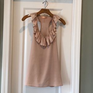 Pink sleeveless blouse, ruffled collar